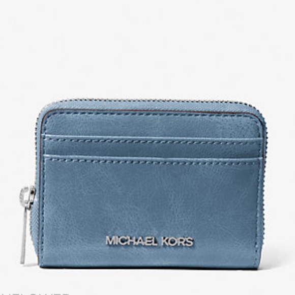 MICHAEL KORS Jet Set Medium Distressed Zip Around Card CaseCornflower NWT
